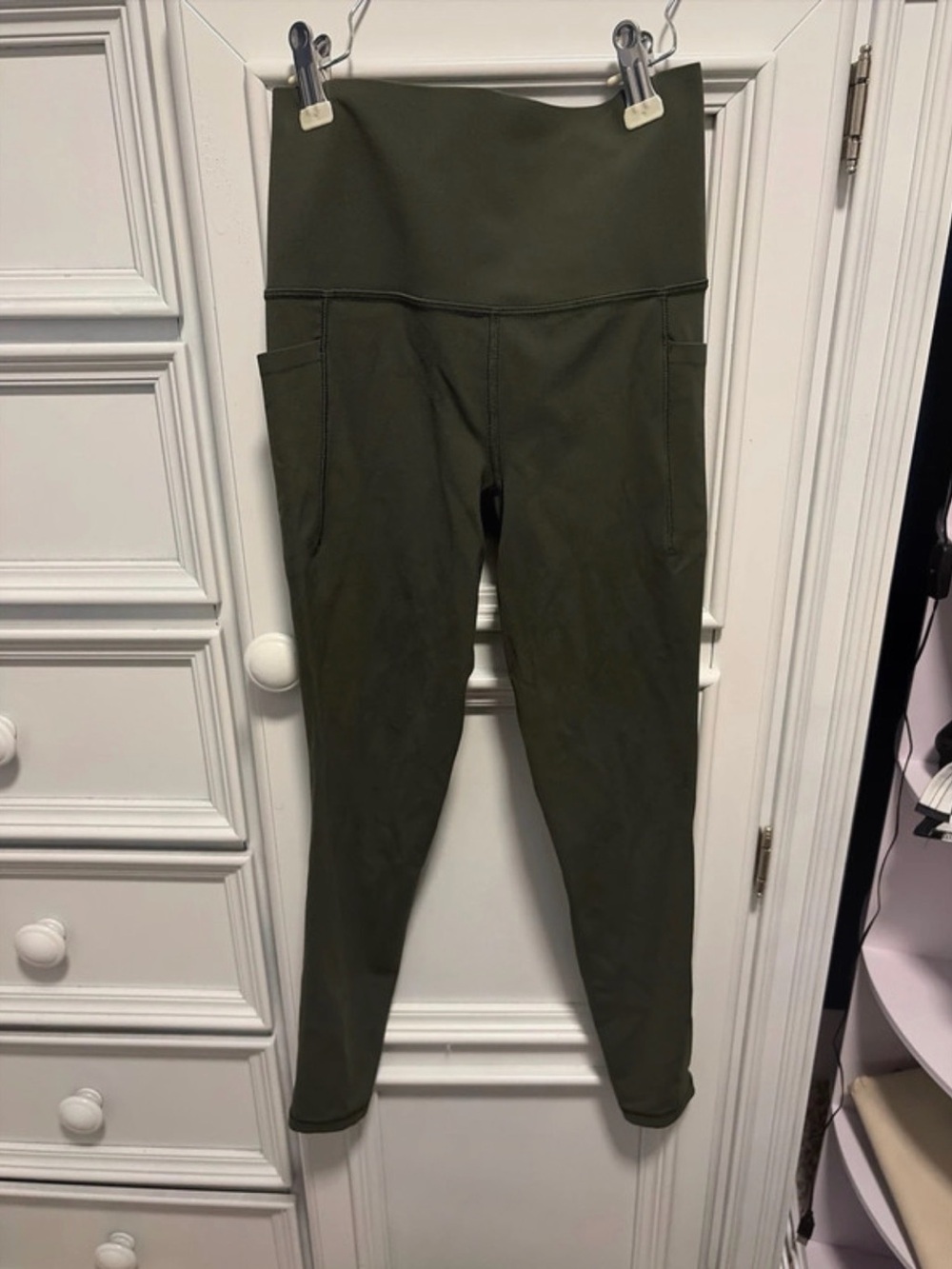 Athleta Olive Green High-Waist Leggings with Side Pockets
